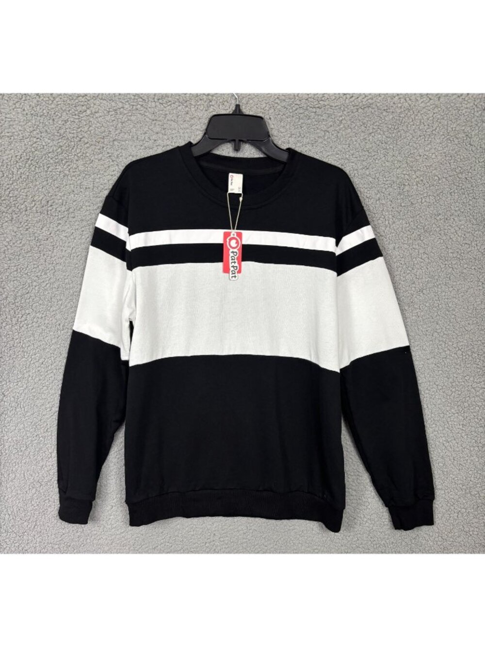 PatPat Mens Black & White Colorblock Crewneck Sweatshirt  Size Medium NWT's.